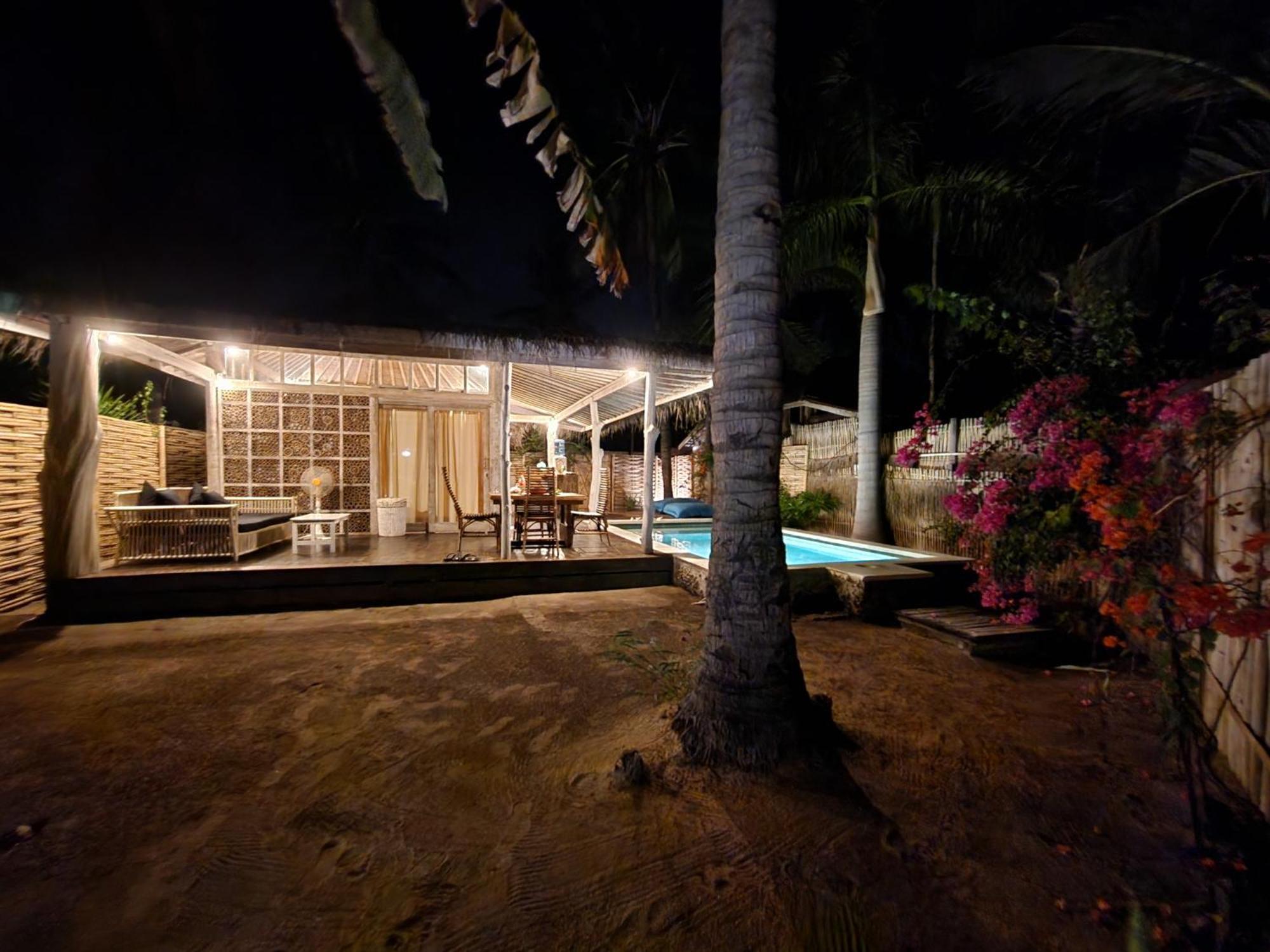 Bamboo Lodge Gili Trawangan Esterno foto