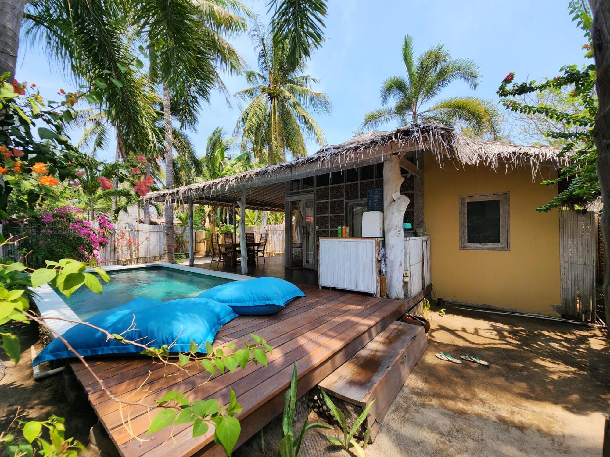 Bamboo Lodge Gili Trawangan Esterno foto